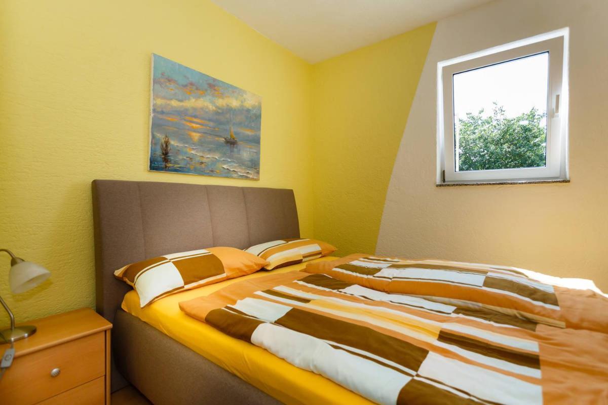 Apartments Familie Vujec Skrbčići Esterno foto